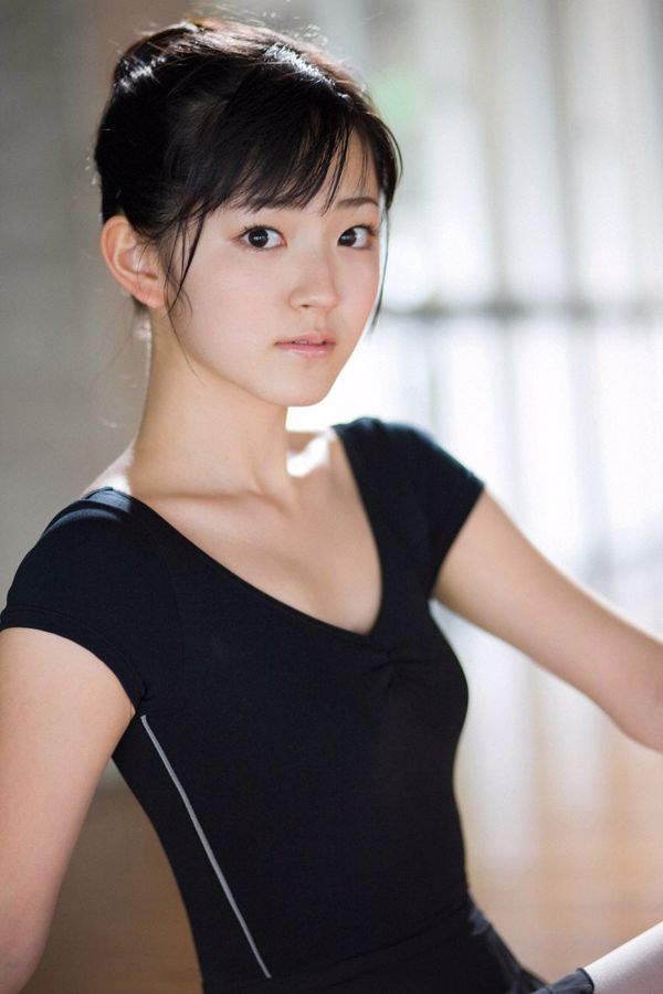 Airi Suzuki Airi Suzuki [Hallo! 