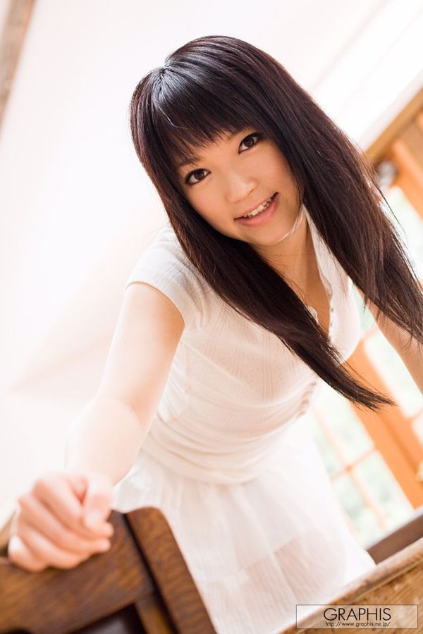 乙 井 な ず な / 乙 井 荠 [그래픽] First Gravure 初 脱 ぎ 娘