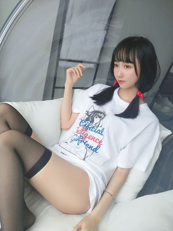 Mu Mianmian OwO "Умная футболка" [COSER Beauty]